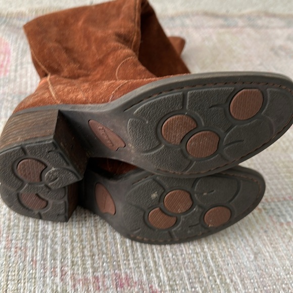 EUC brown Born Felicia boots - Picture 5 of 8